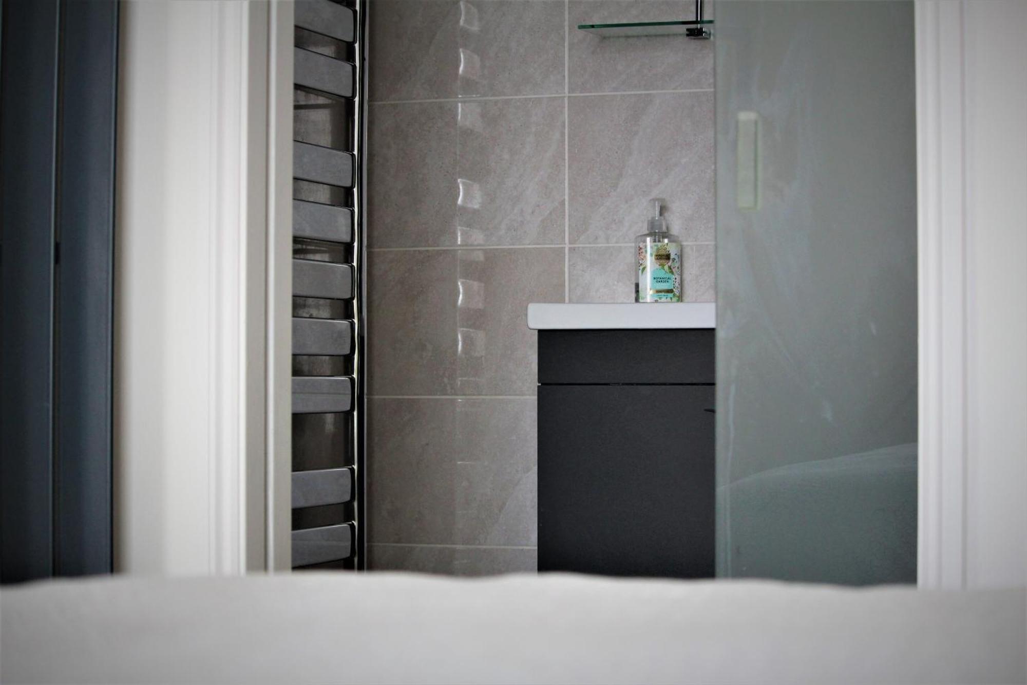 Warwick House - Stunning House With Terrace And Sea Views, Sleeps 11 Villa Worthing Exteriör bild